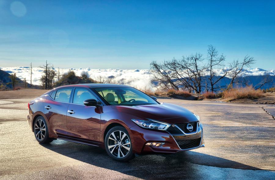  Nissan Maxima Platinum 2015 года  (NA) (фото 36 из 40)